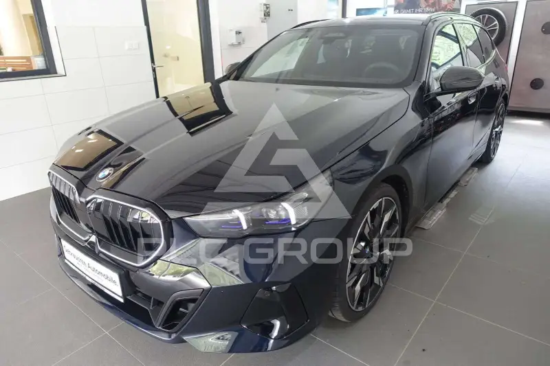 2026 BMW 520