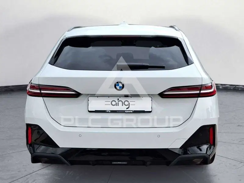 2026 BMW 520