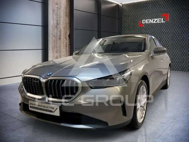 2026 BMW 520