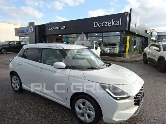 2026 Suzuki SWIFT