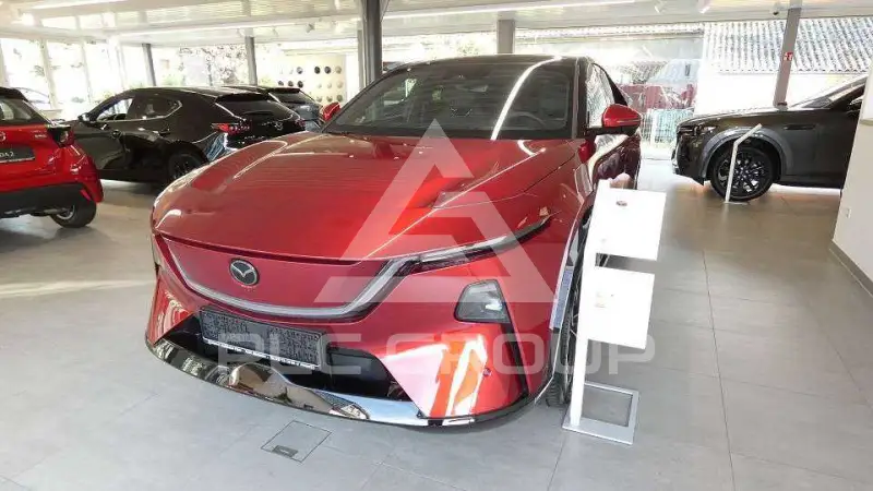 2026 Mazda CX-6e (EZ-60)