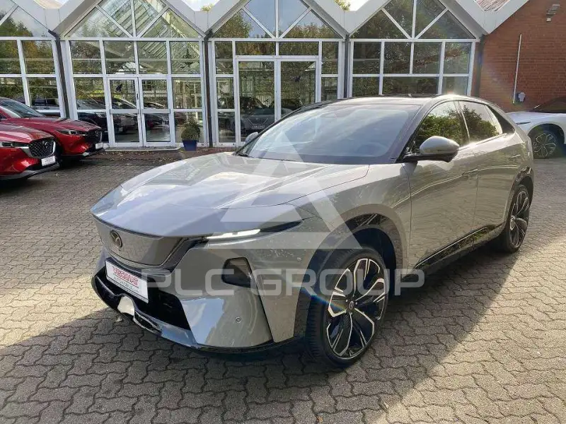 2026 Mazda CX-6e (EZ-60)