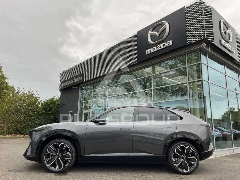 2026 Mazda CX-6e (EZ-60)