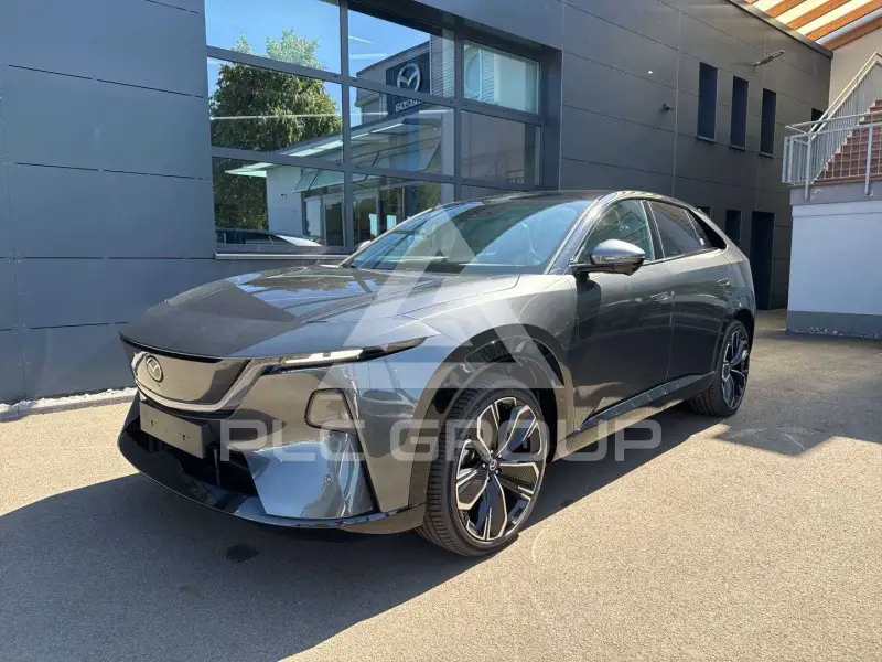 2026 Mazda CX-6e (EZ-60)