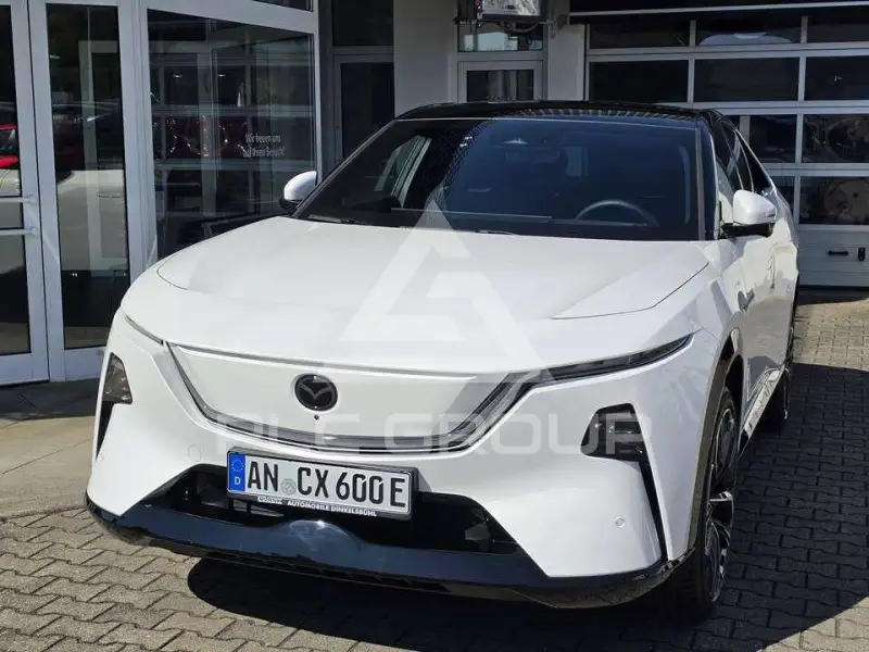 2026 Mazda CX-6e (EZ-60)