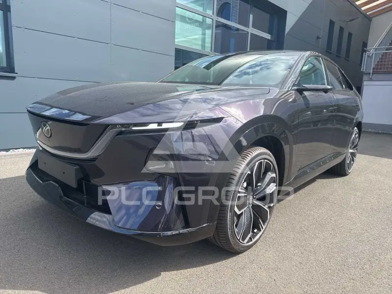 2026 Mazda CX-6e (EZ-60)
