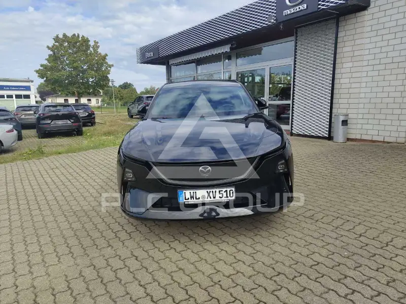 2026 Mazda CX-6e (EZ-60)