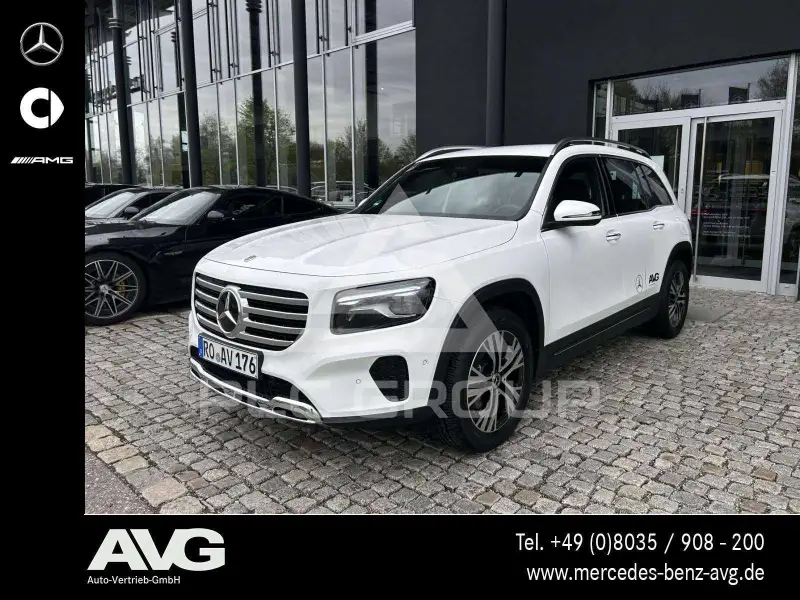 2026 Mercedes Benz GLB