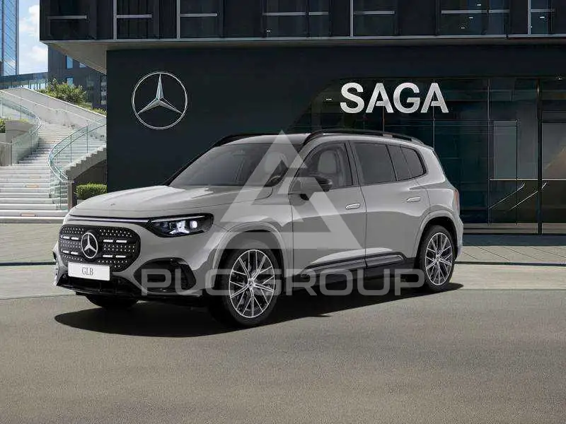 2026 Mercedes Benz GLB 250