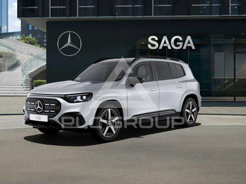2026 Mercedes Benz GLB 250