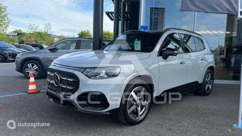 2026 Mercedes Benz GLB 250