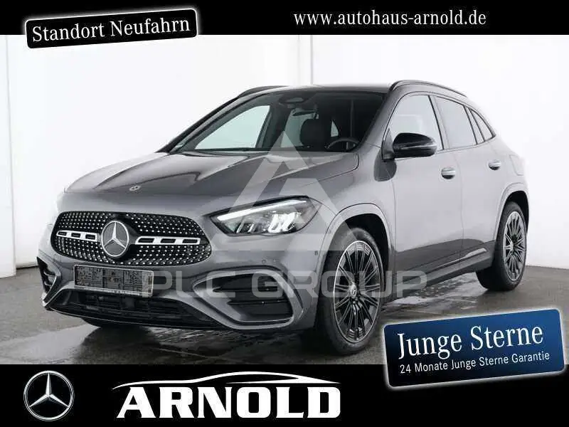 2025 Mercedes Benz GLA 220