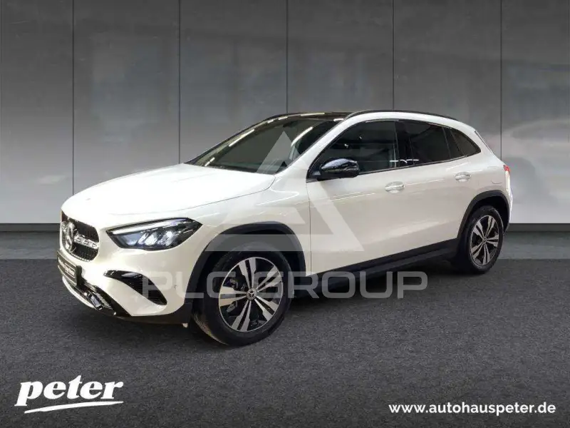 2026 Mercedes Benz GLA 220