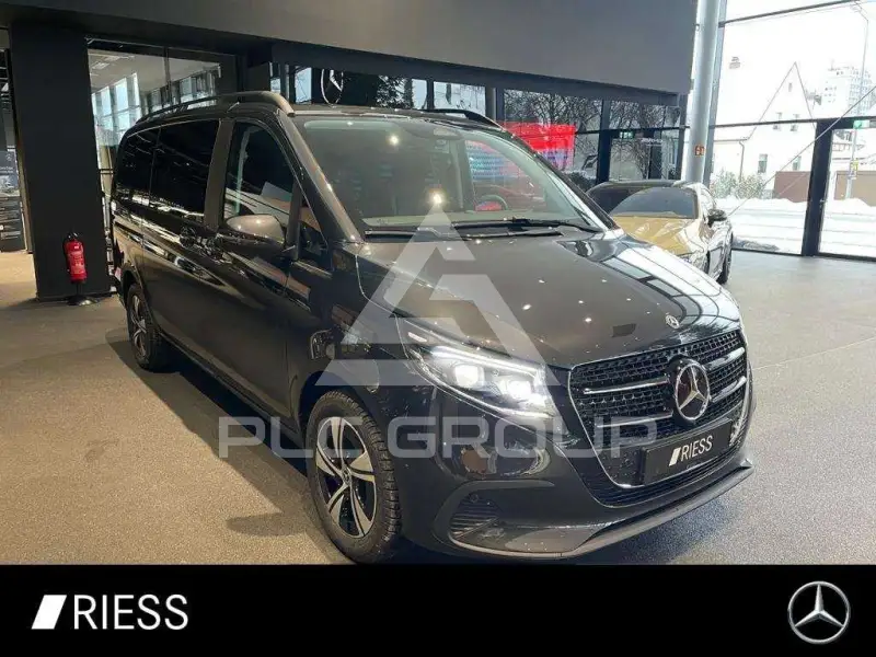 2026 Mercedes Benz V 220
