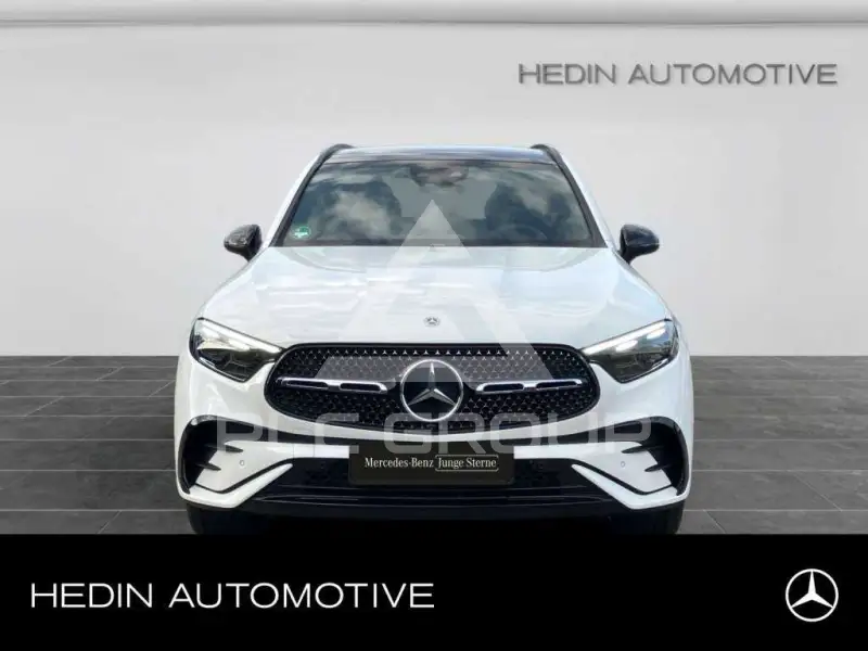 2026 Mercedes Benz GLC 220