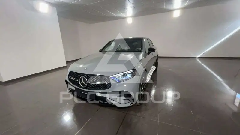 2026 Mercedes Benz GLC 220