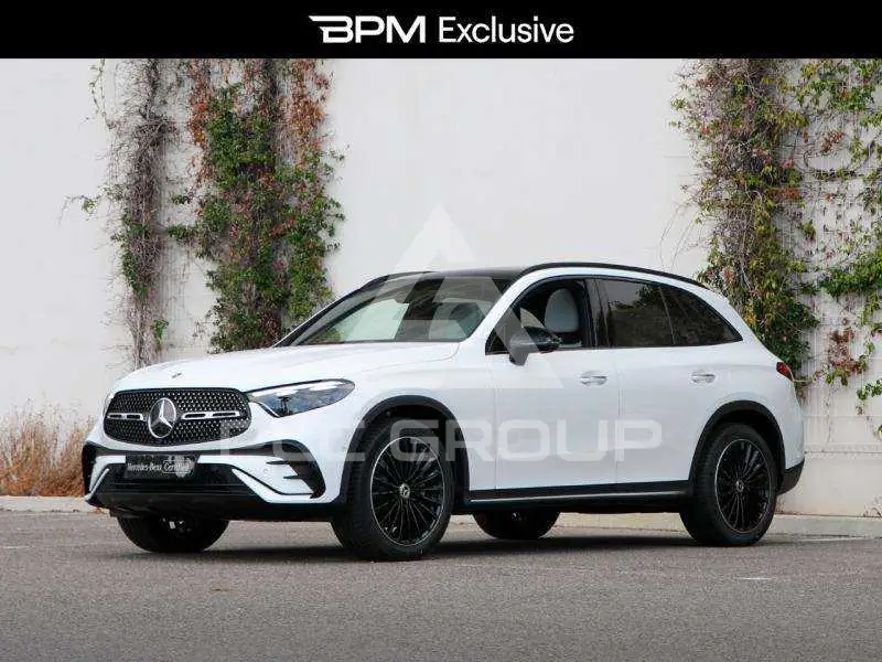 2026 Mercedes Benz GLC 220