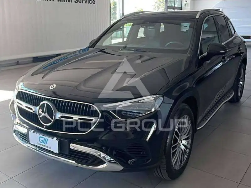 2026 Mercedes Benz GLC 220