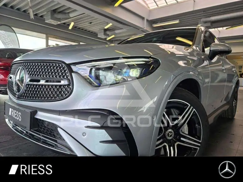 2026 Mercedes Benz GLC 220