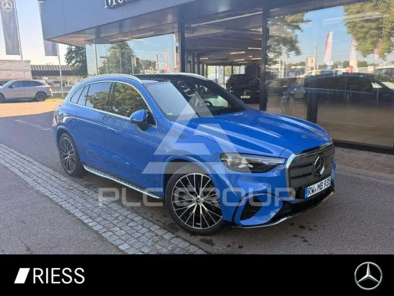2026 Mercedes Benz GLC 400
