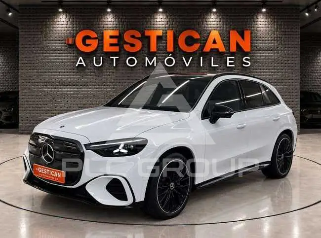 2026 Mercedes Benz GLC 400