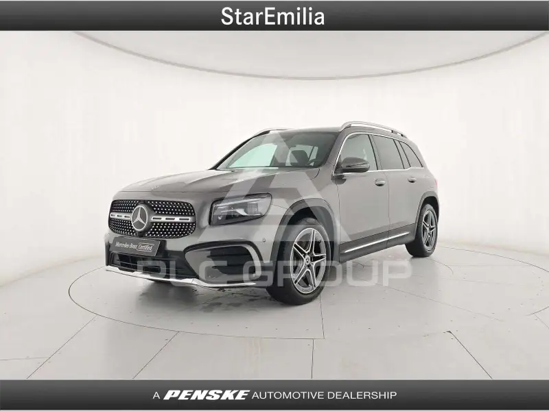 2026 Mercedes Benz GLB 180