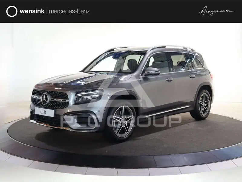 2026 Mercedes Benz GLB 180