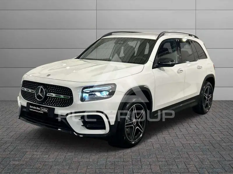 2026 Mercedes Benz GLB 180