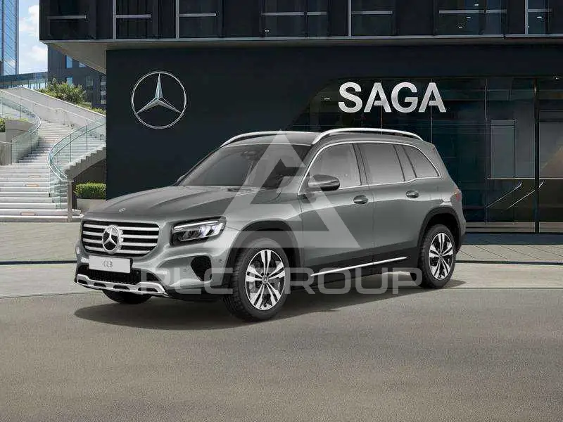 2026 Mercedes Benz GLB 180