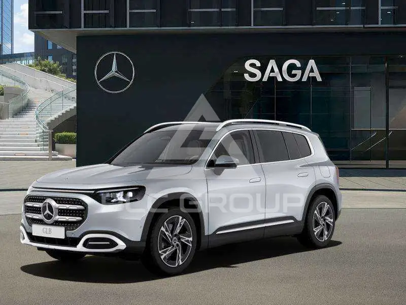 2026 Mercedes Benz GLB 180