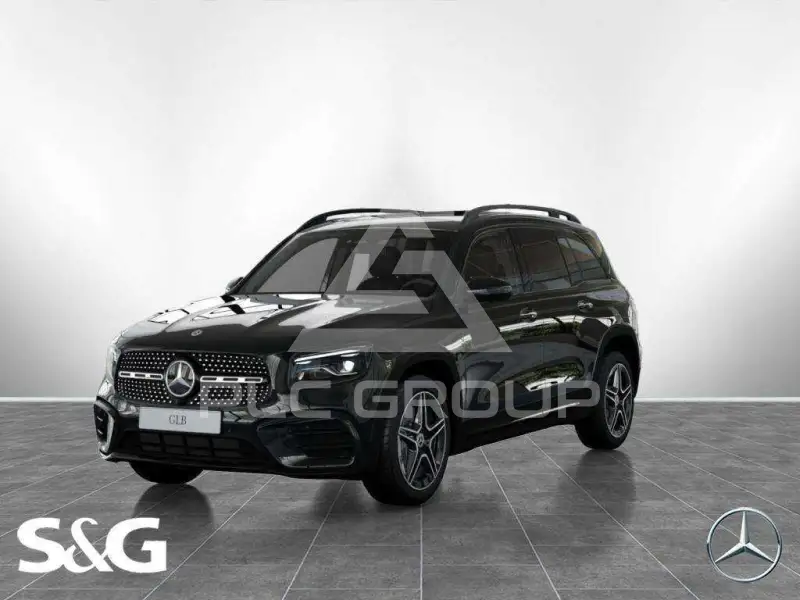 2026 Mercedes Benz GLB 220