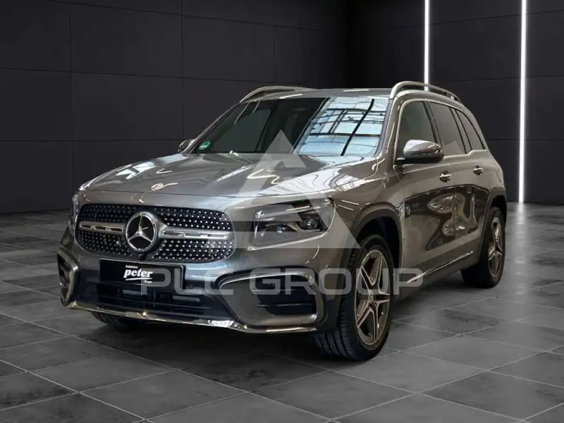 2026 Mercedes Benz GLB 220