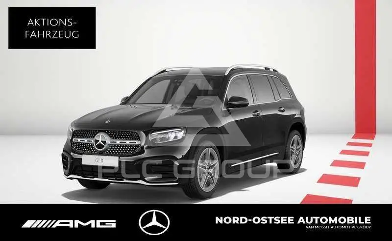 2026 Mercedes Benz GLB 220