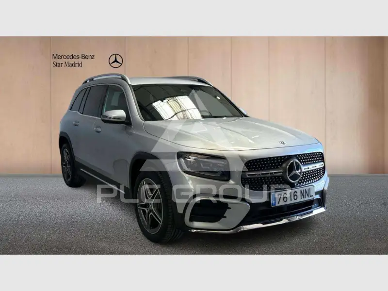 2026 Mercedes Benz GLB 220