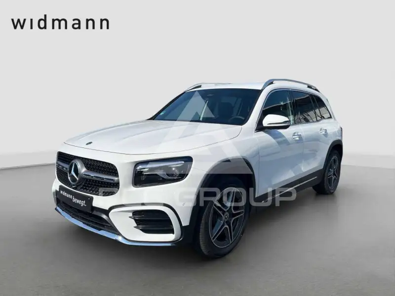 2026 Mercedes Benz GLB 220