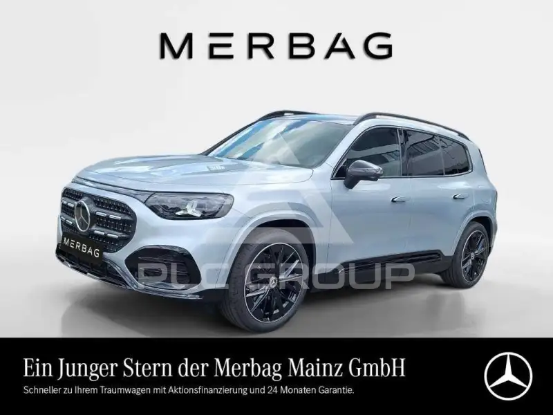 2026 Mercedes Benz GLB 220