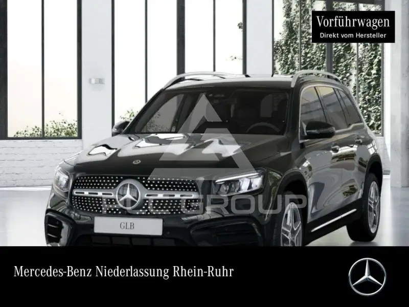 2026 Mercedes Benz GLB 220