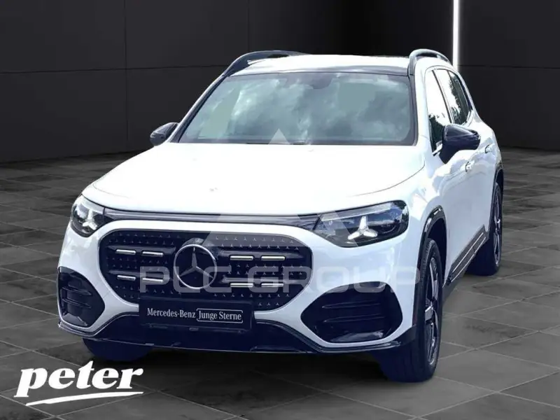 2026 Mercedes Benz GLB 220