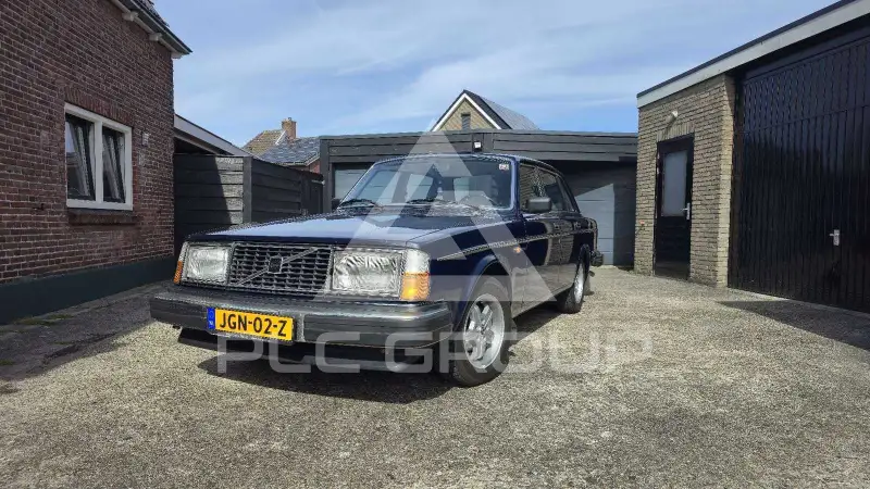 2026 Volvo 244
