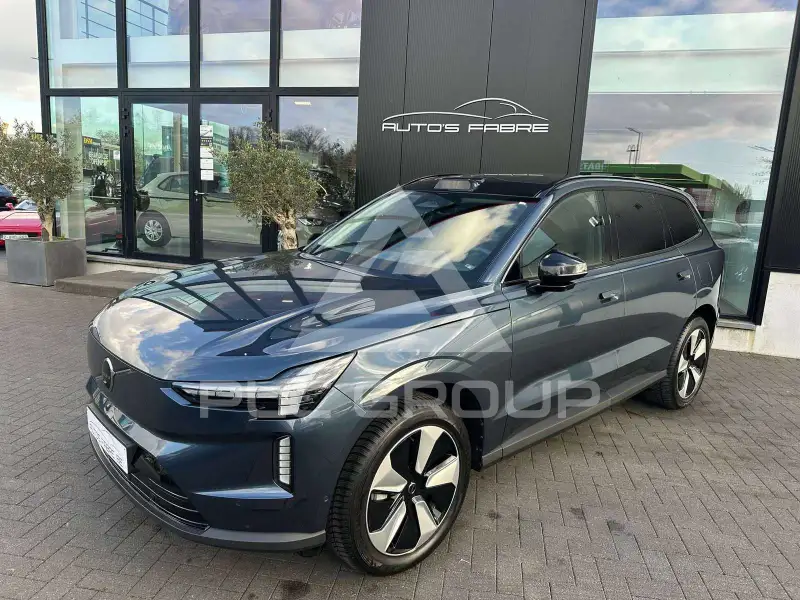 2025 Volvo EX 90