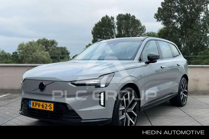 2026 Volvo EX 90