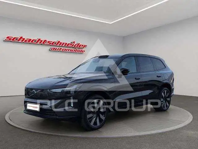 2026 Volvo EX 90