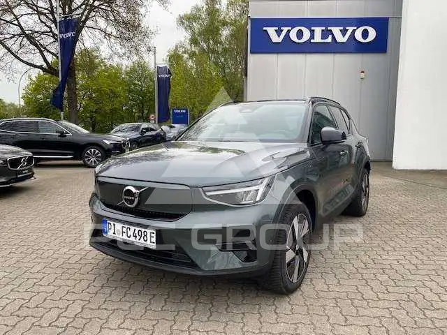 2026 Volvo EX 40