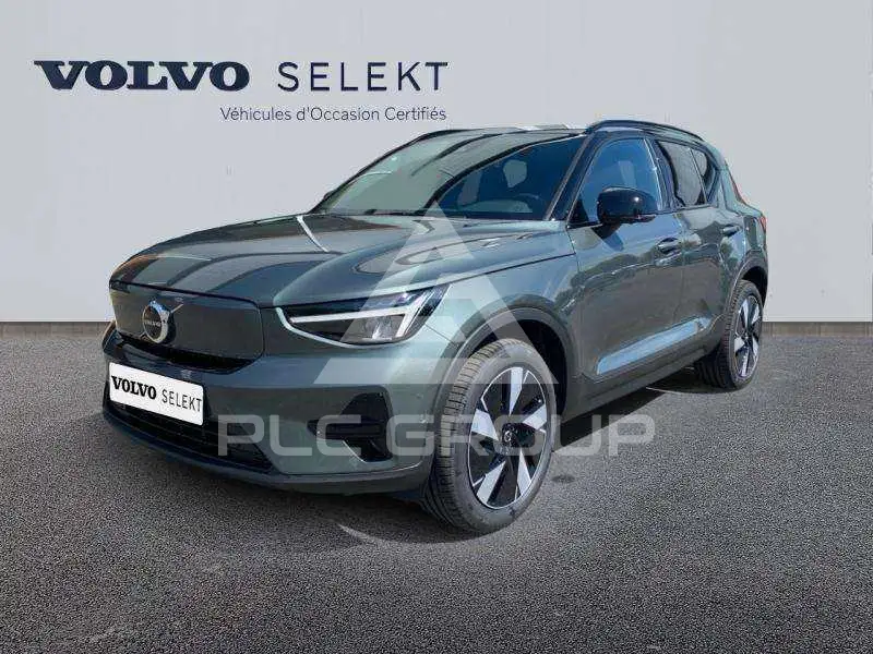 2026 Volvo EX 40