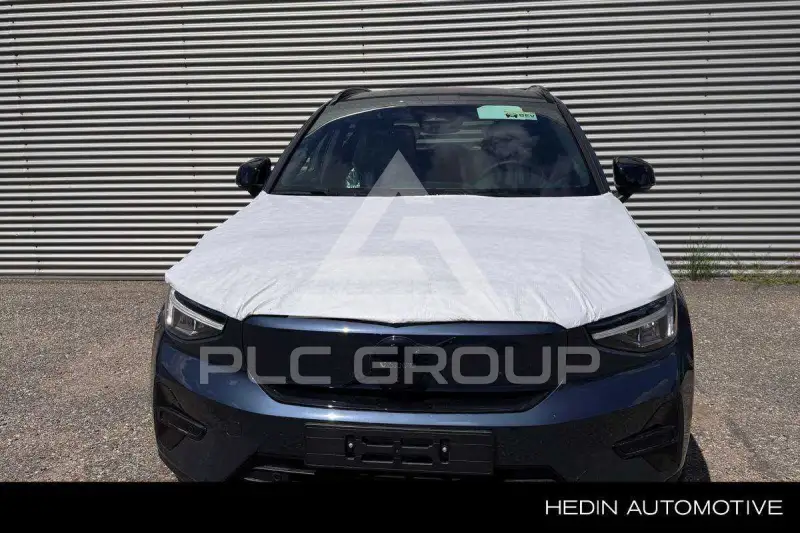 2026 Volvo EX 40