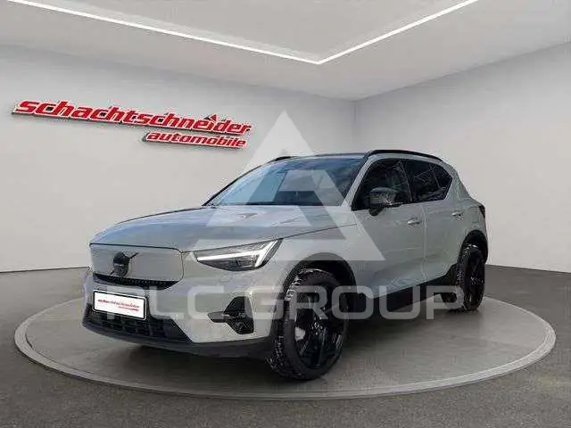 2026 Volvo EX 40
