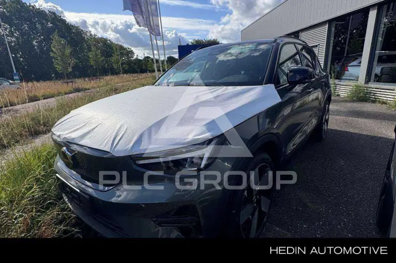 2026 Volvo EX 40