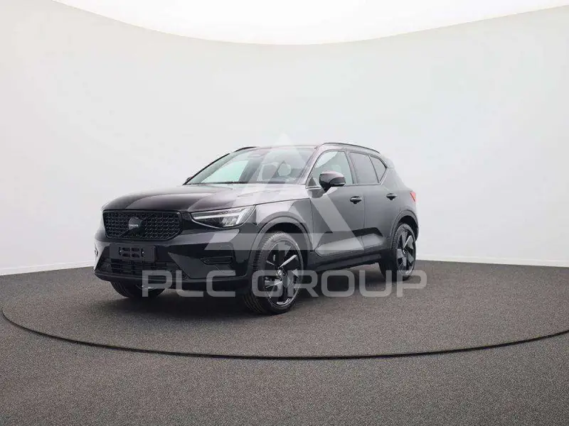 2026 Volvo XC40