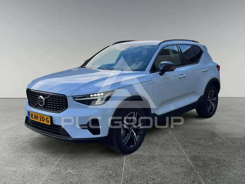 2026 Volvo XC40