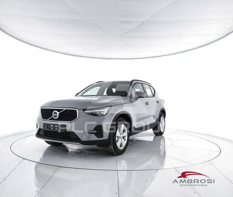 2026 Volvo XC40